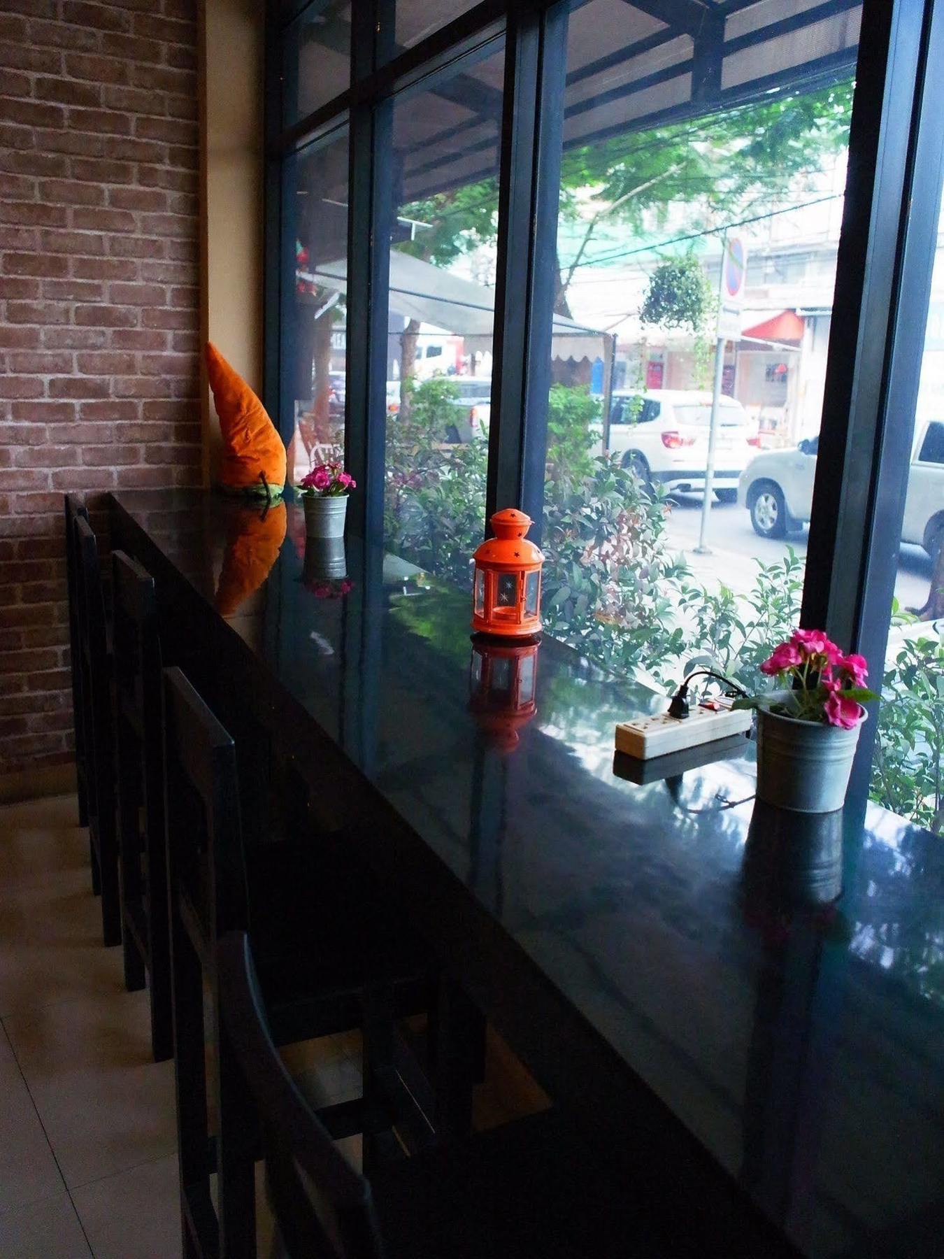 Albergue Vx The Fifty Bangkok Exterior foto